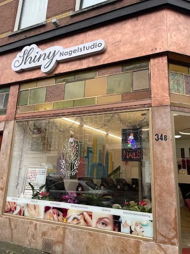Shiny Nagelstudio Interior